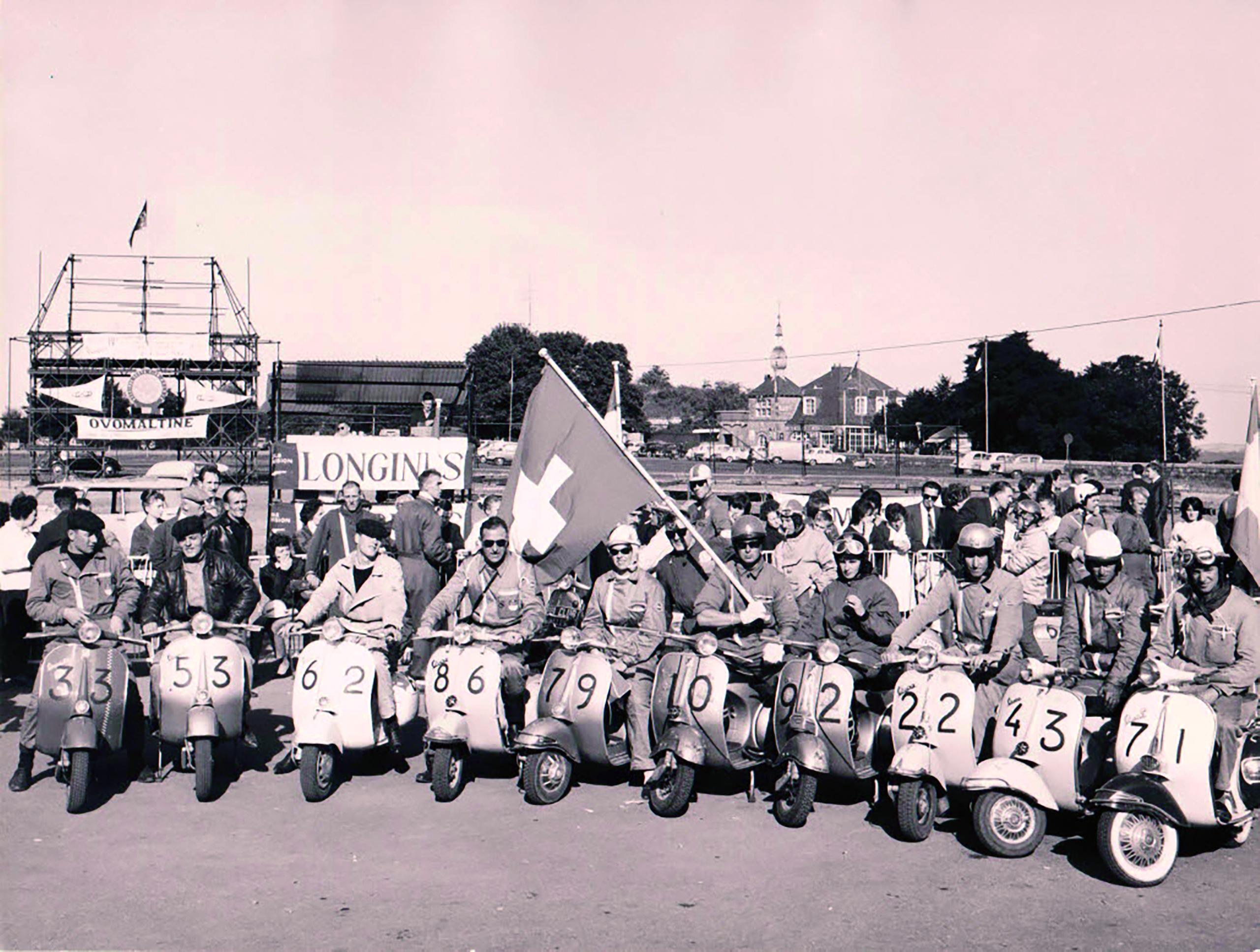 Schweizer Delegation an den Europameisterschaften 1962 in Namur, Belgien, im Gruppenfoto