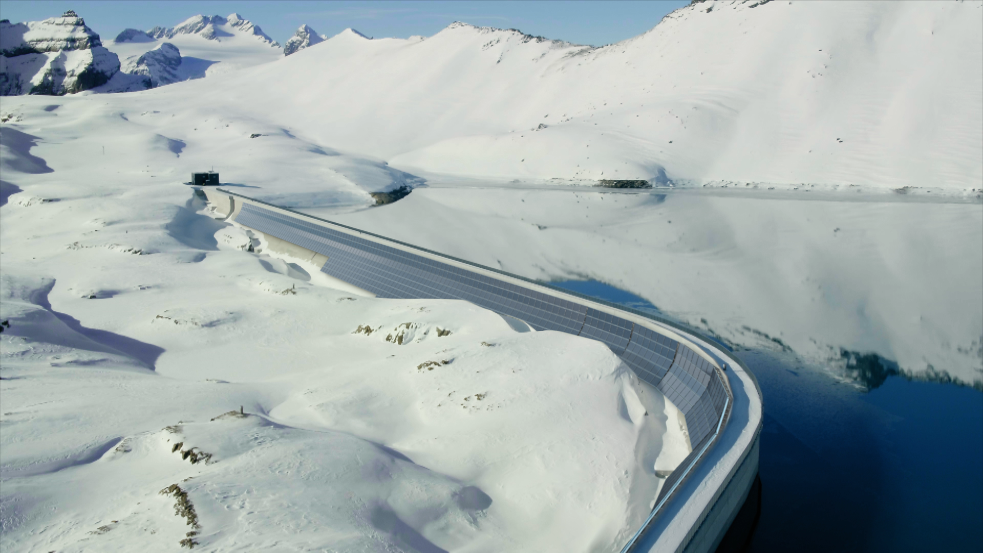 Axpo is building Switzerland s largest alpine solar plant at the Muttsee reservoir.