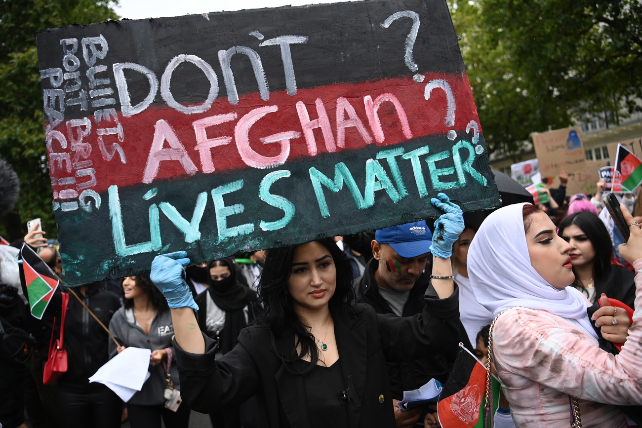 Demonstrators in London against Taliban
