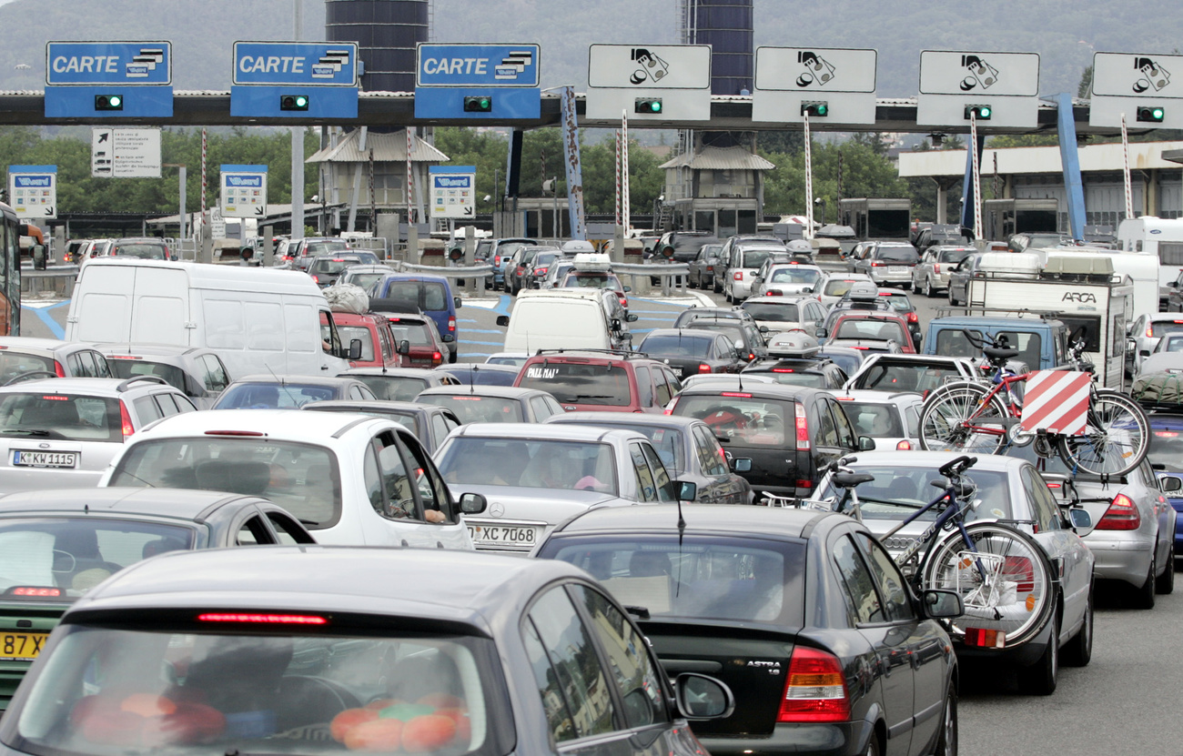 colonna di auto