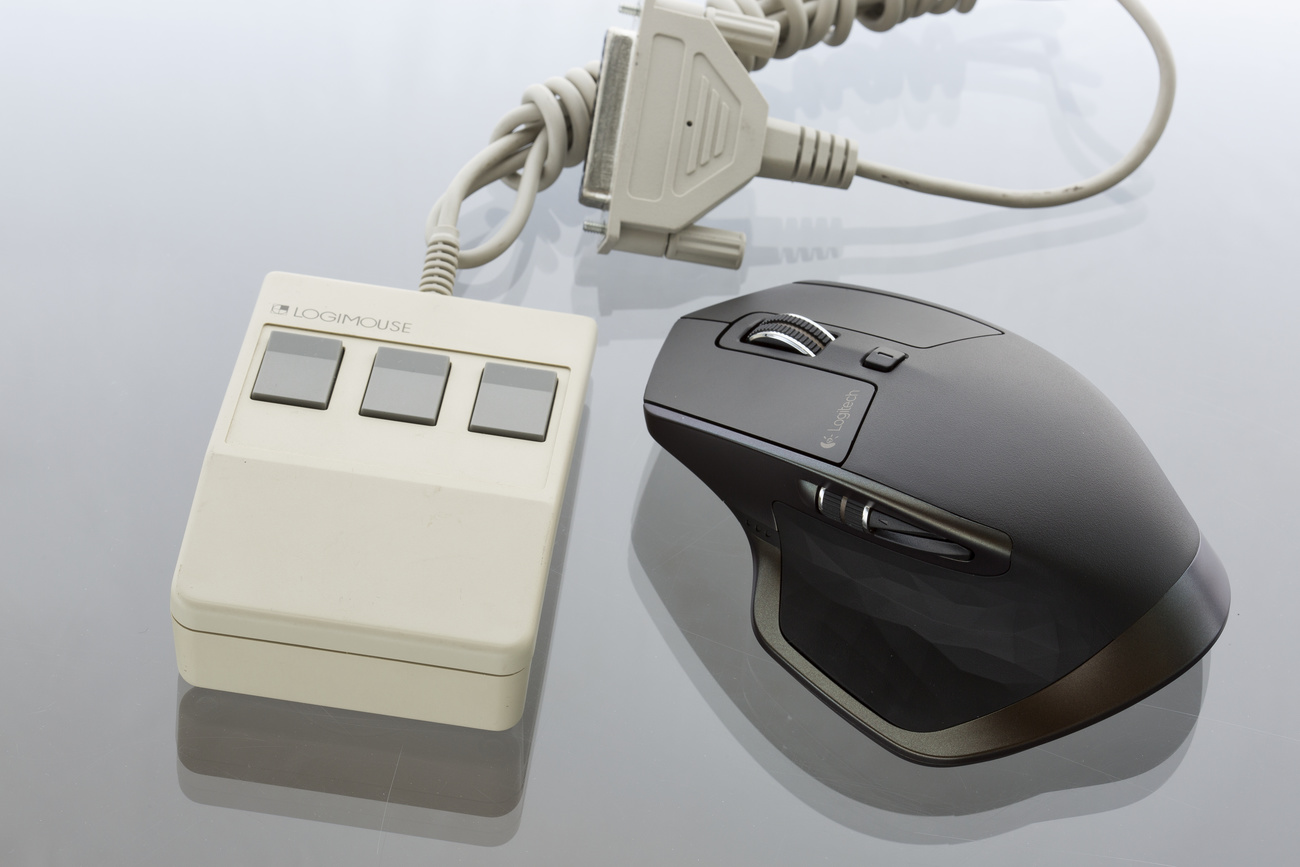 Mouse Logitech.