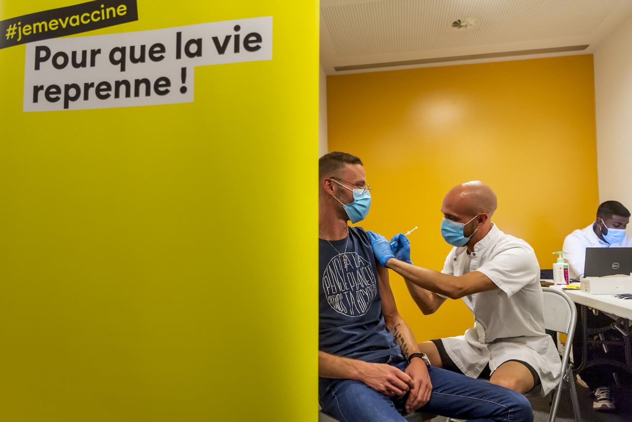 Man getting Covid jab