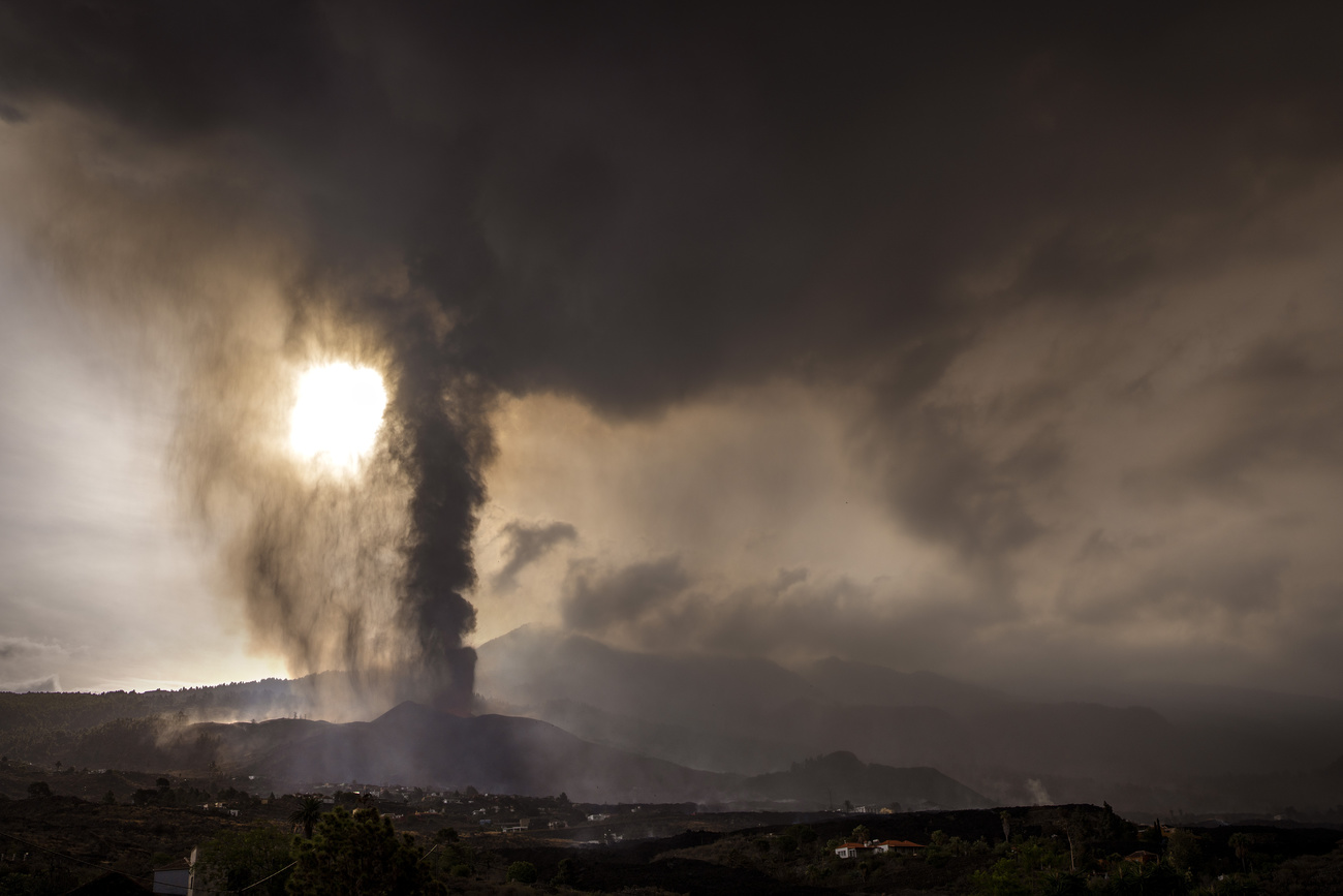 Il vulcano in attività.