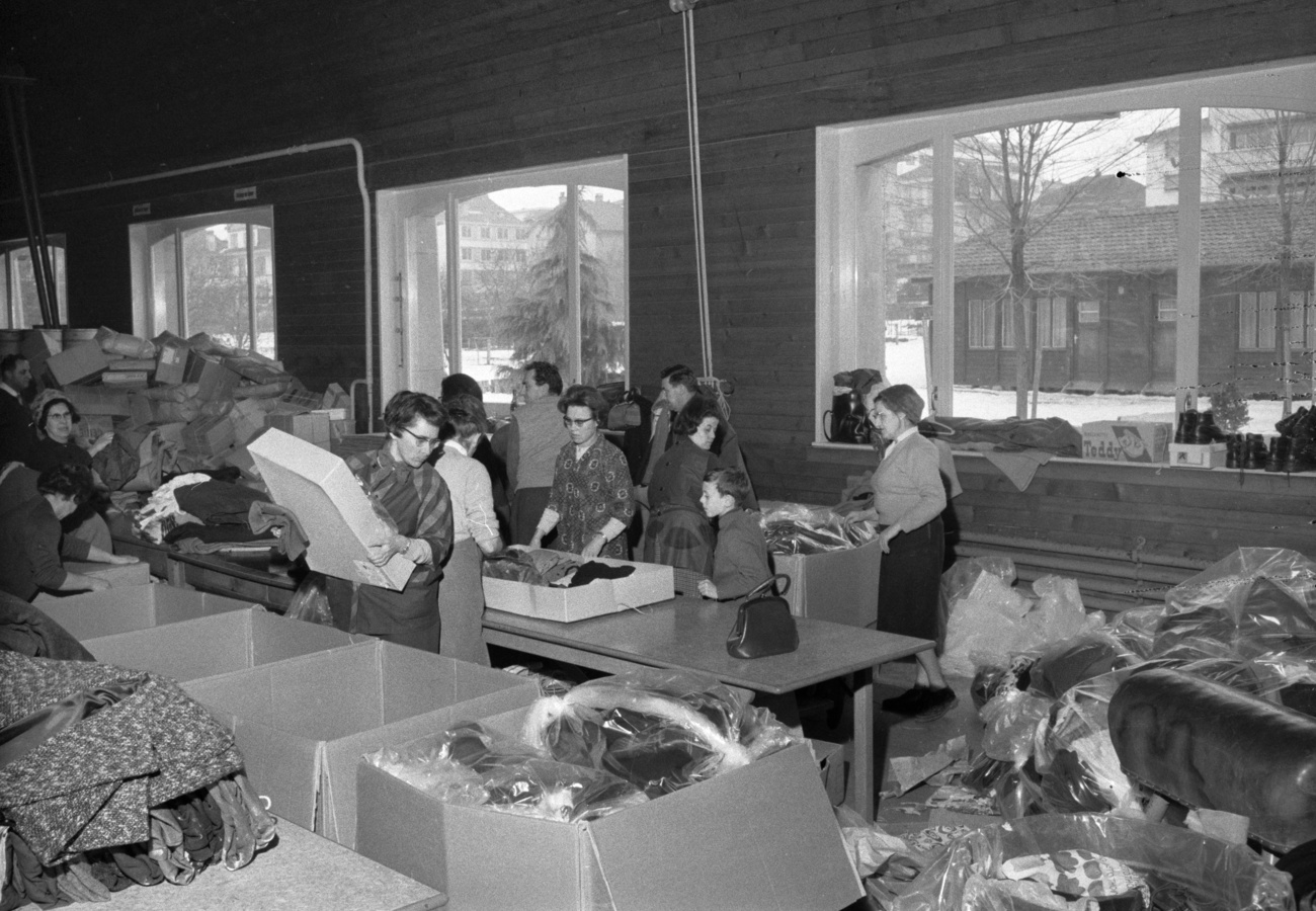 Sammlung 1968 in einer Turnhalle
