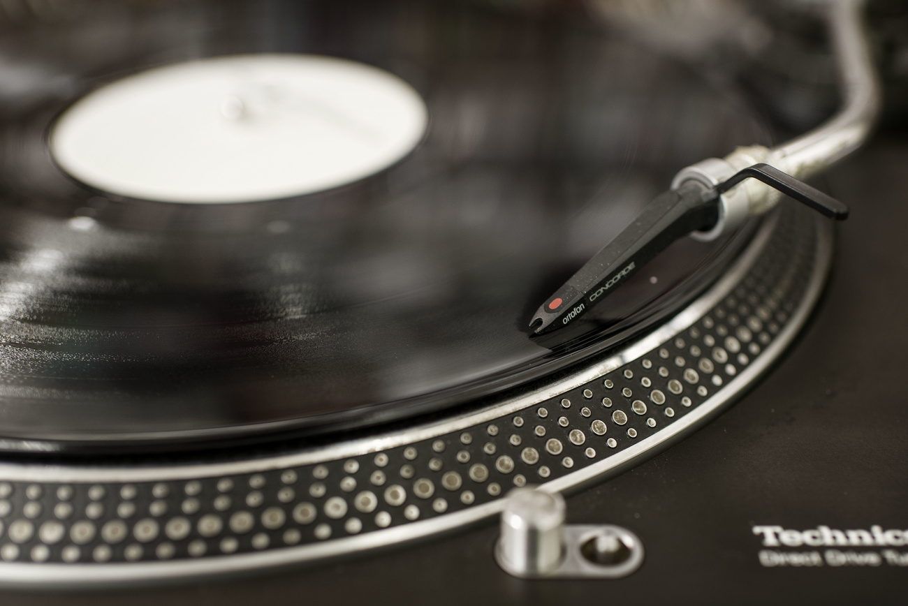 Un vecchio disco in vinile.