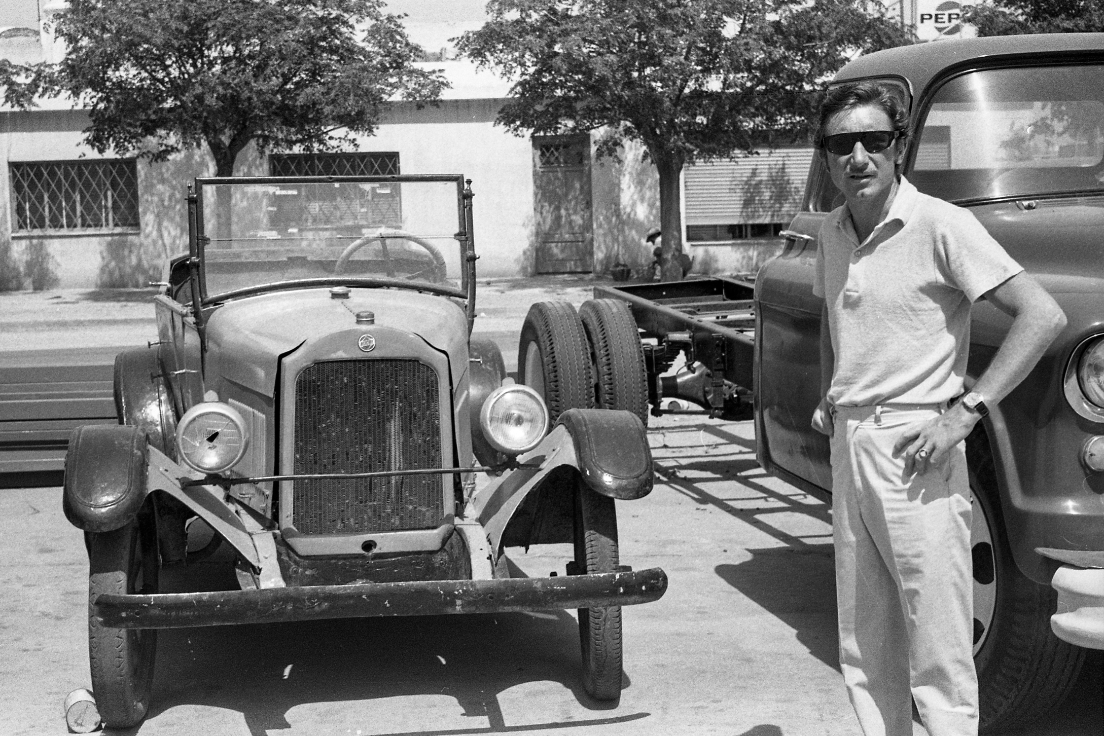 Jo Siffert and old car in Cordoba