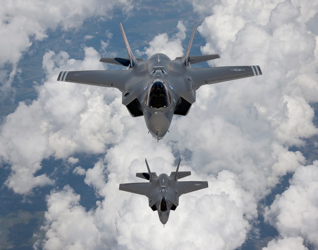 F-35 in volo