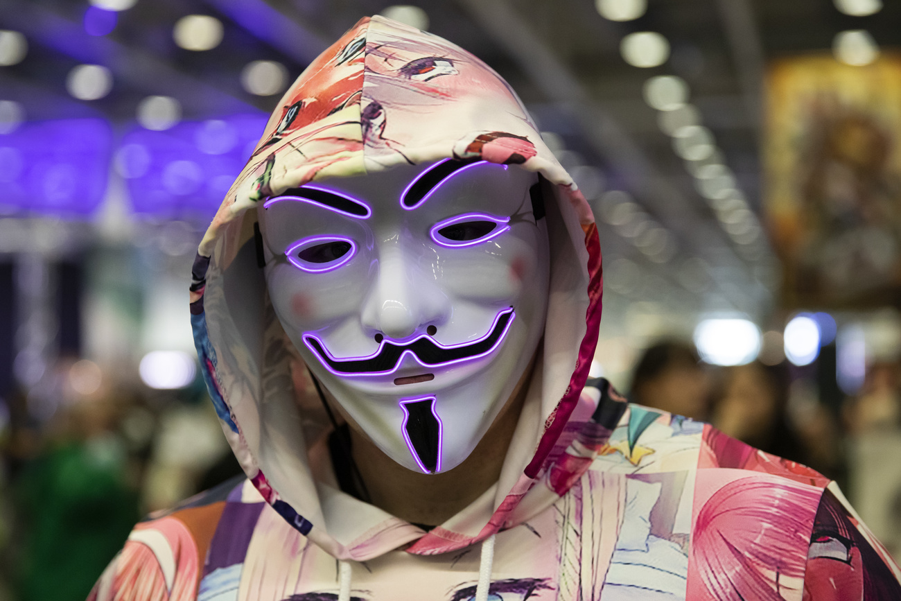 Man wearing coplay mask