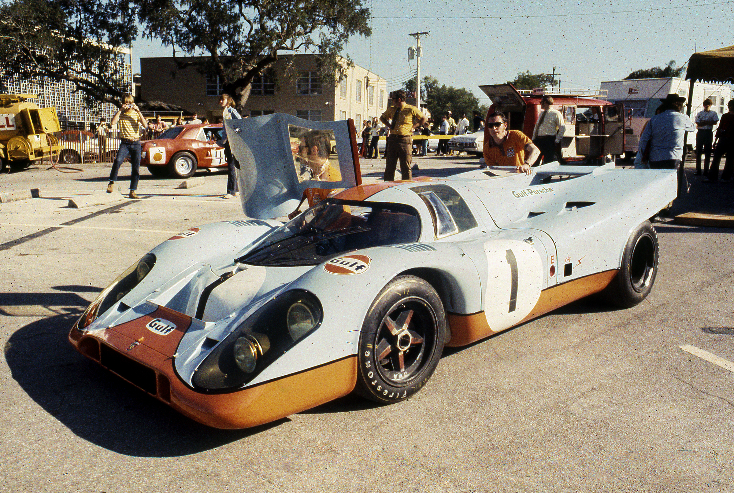 Porsche de carreras de los años 1970.