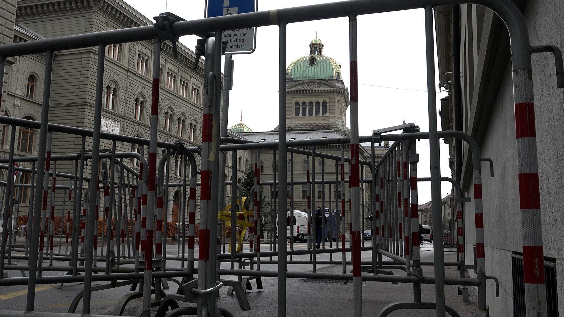 Parlement fédéral barricadé