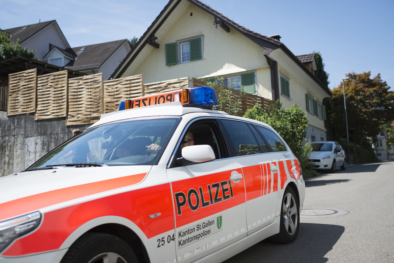 Due arresti effettuati dagli agenti sangallesi.