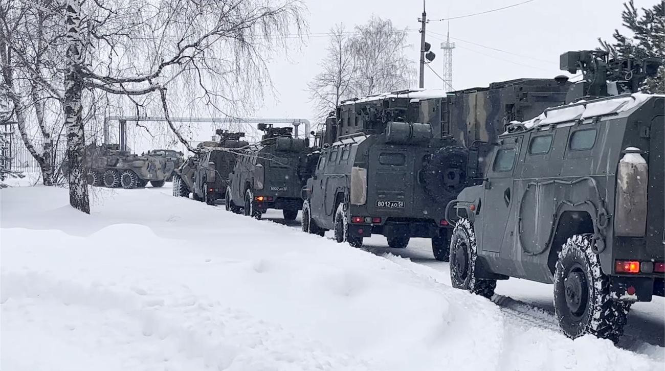 Russian military on way to Kazakhstan
