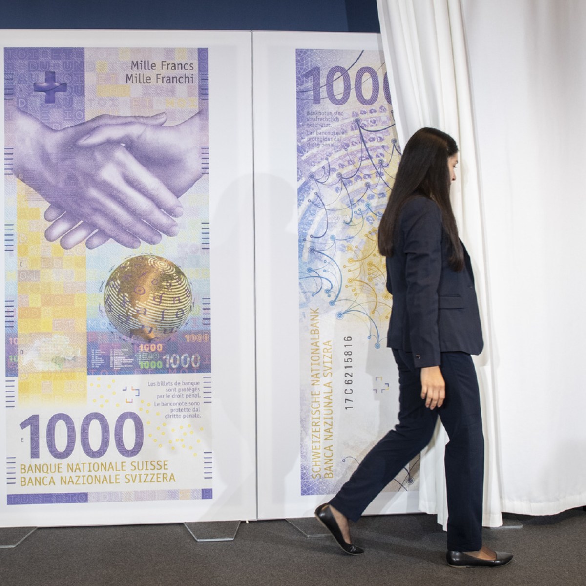 世界上价值最高的流通货币是瑞士的千元大钞- SWI swissinfo.ch