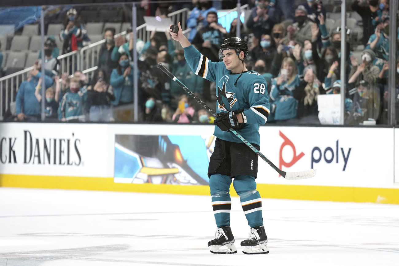 Timo Meier auf dem Eisfeld