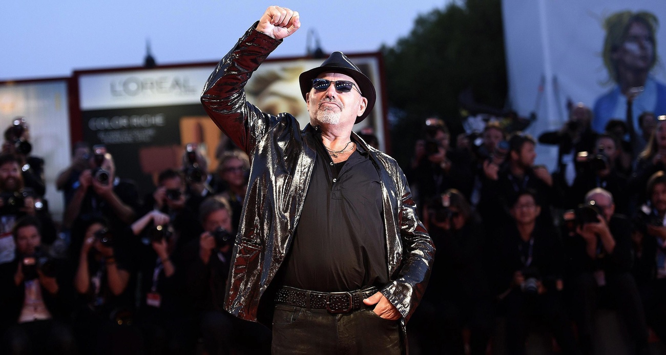 Quasi 50 anni di primati per il cantautore e rocker emiliano.