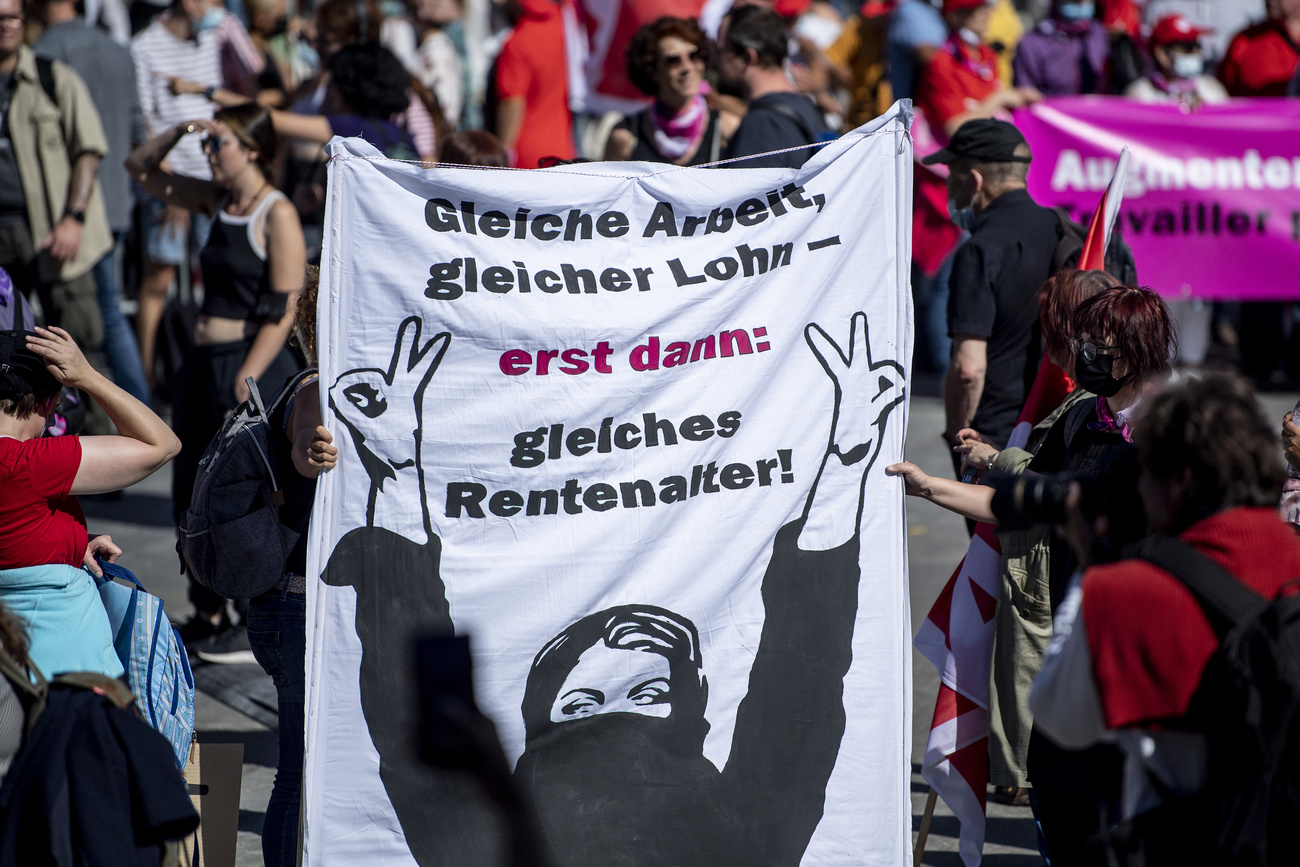 Transparent: Gleiche Arbeit, gleicher Lohn - erst dann gleiches Rentenalter