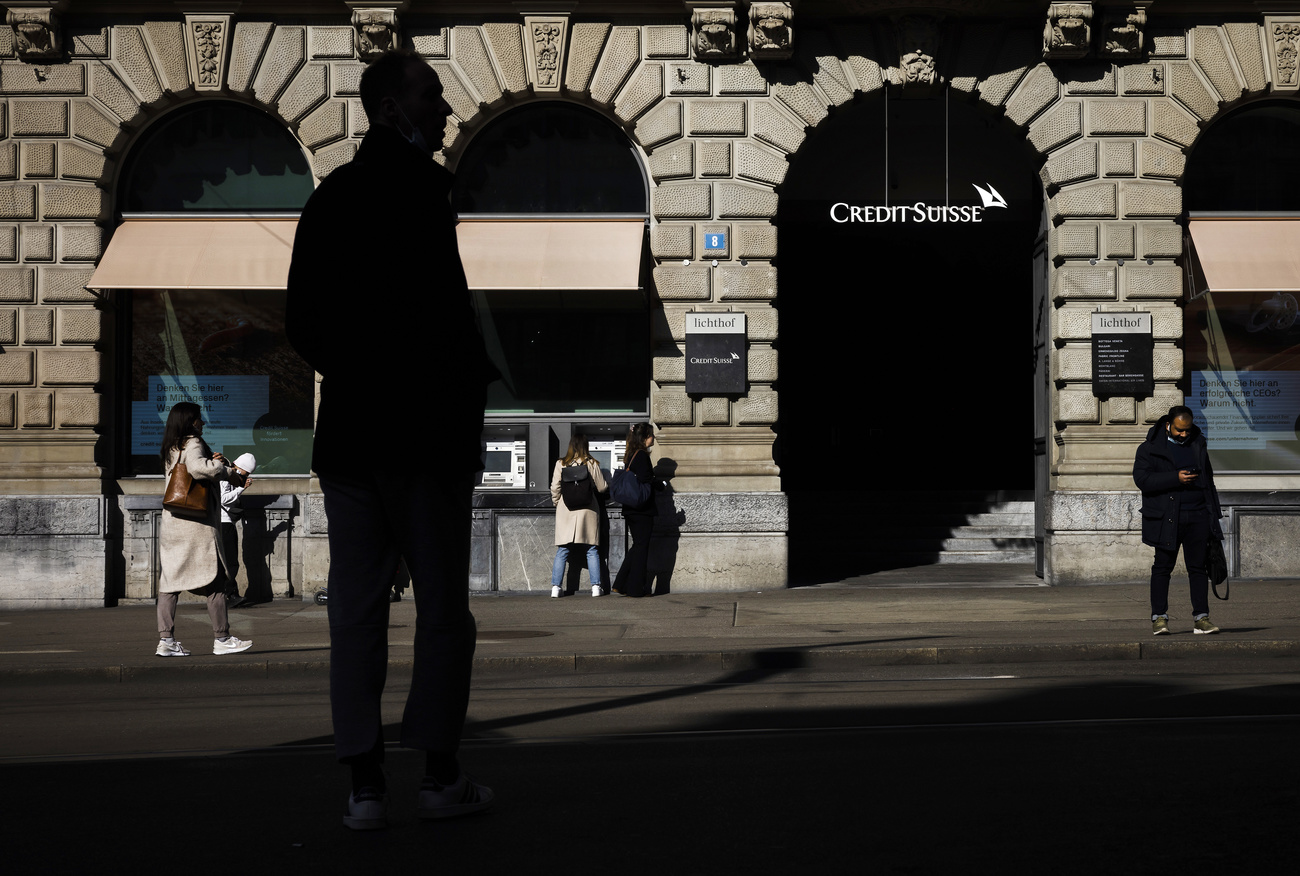 façade d une filiale de Credit Suisse