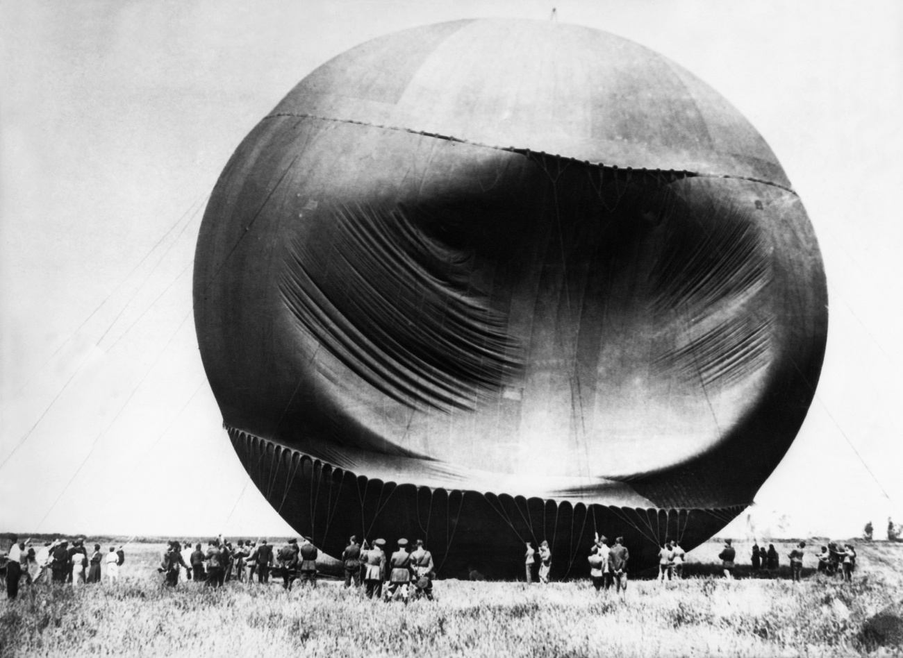 L un des ballons d Auguste Piccard (1937)