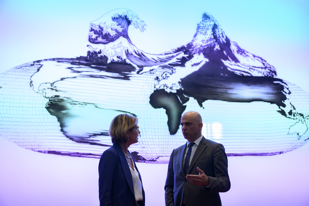 Alain Berset et Carine Bachmann en conférence de presse