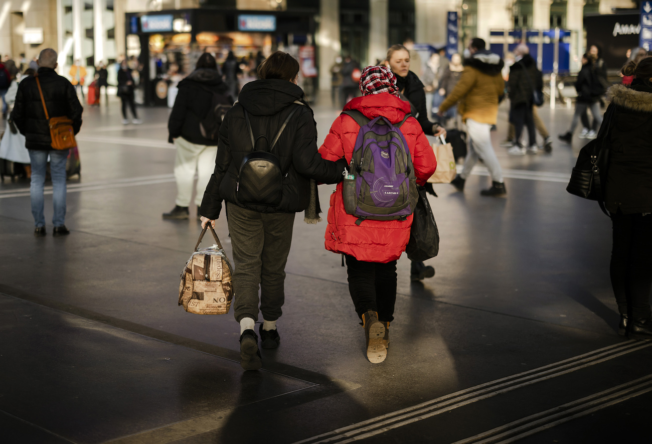 Refugiados ucranianos llegan a Zúrich.