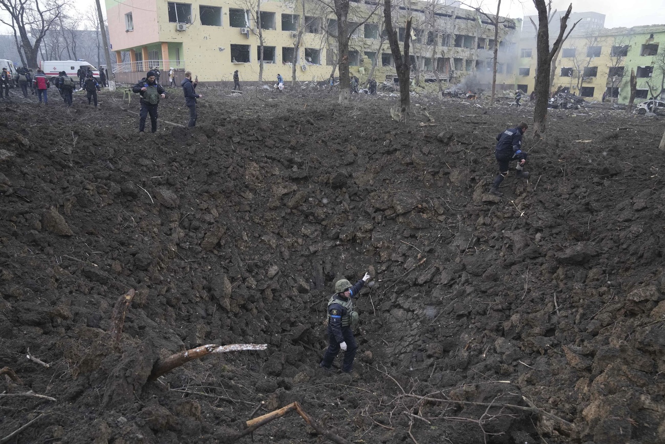 Atentado a bomba no hospital de Mariupol