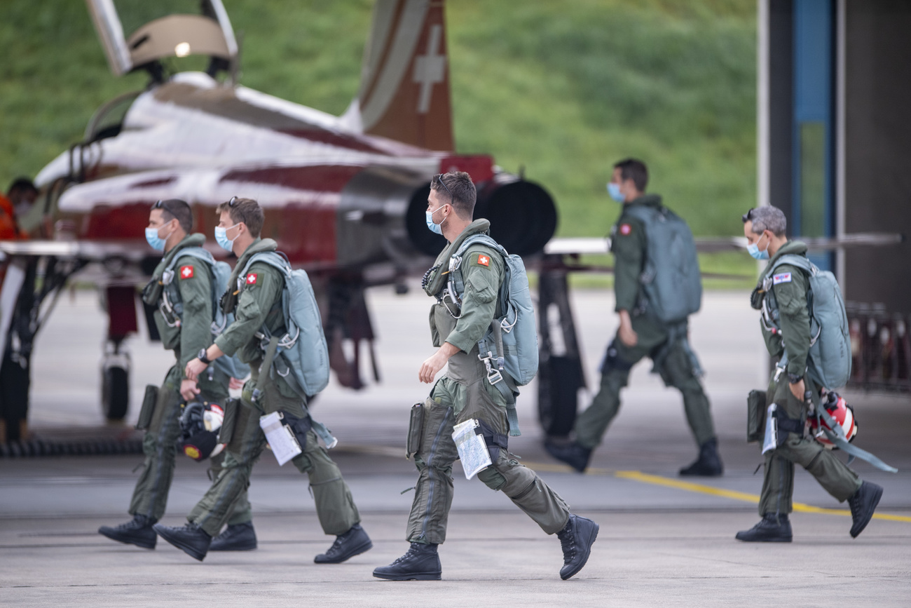 Piloti dell esercito svizzero.
