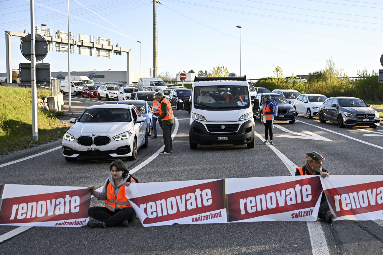 La protesta del 19 aprile sulla A6 a Wankdorf.