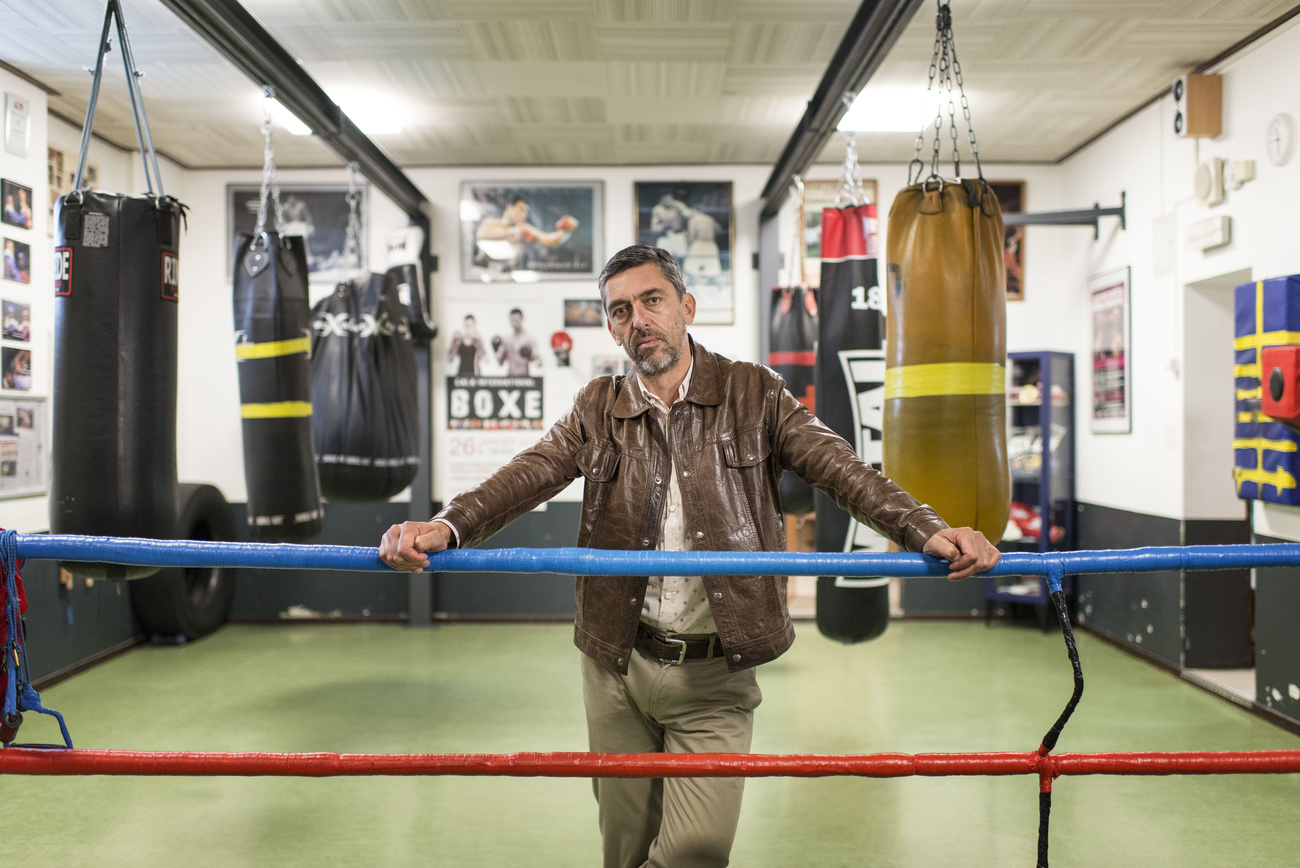 Nicolas Wadimoff en un ring de boxeo