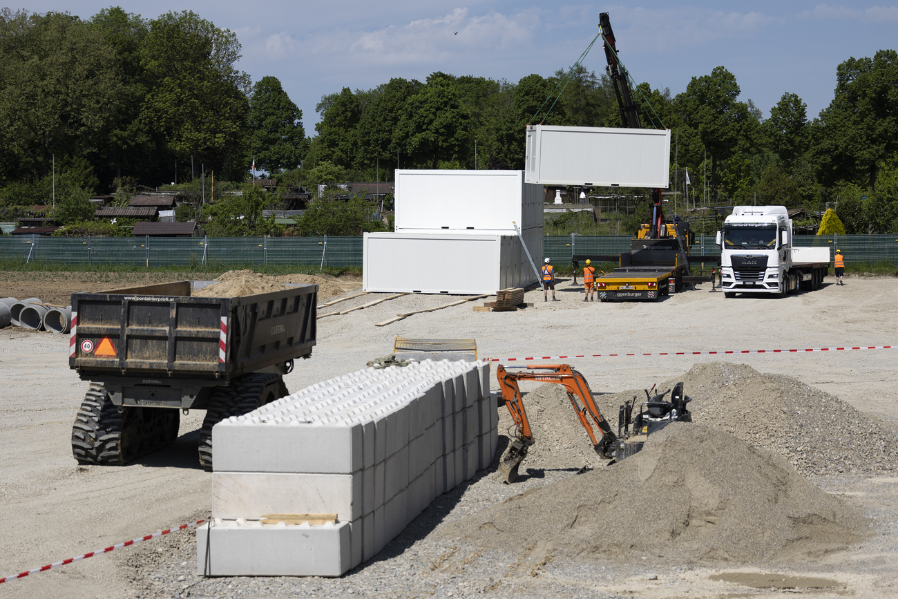 Baustelle mit Containern
