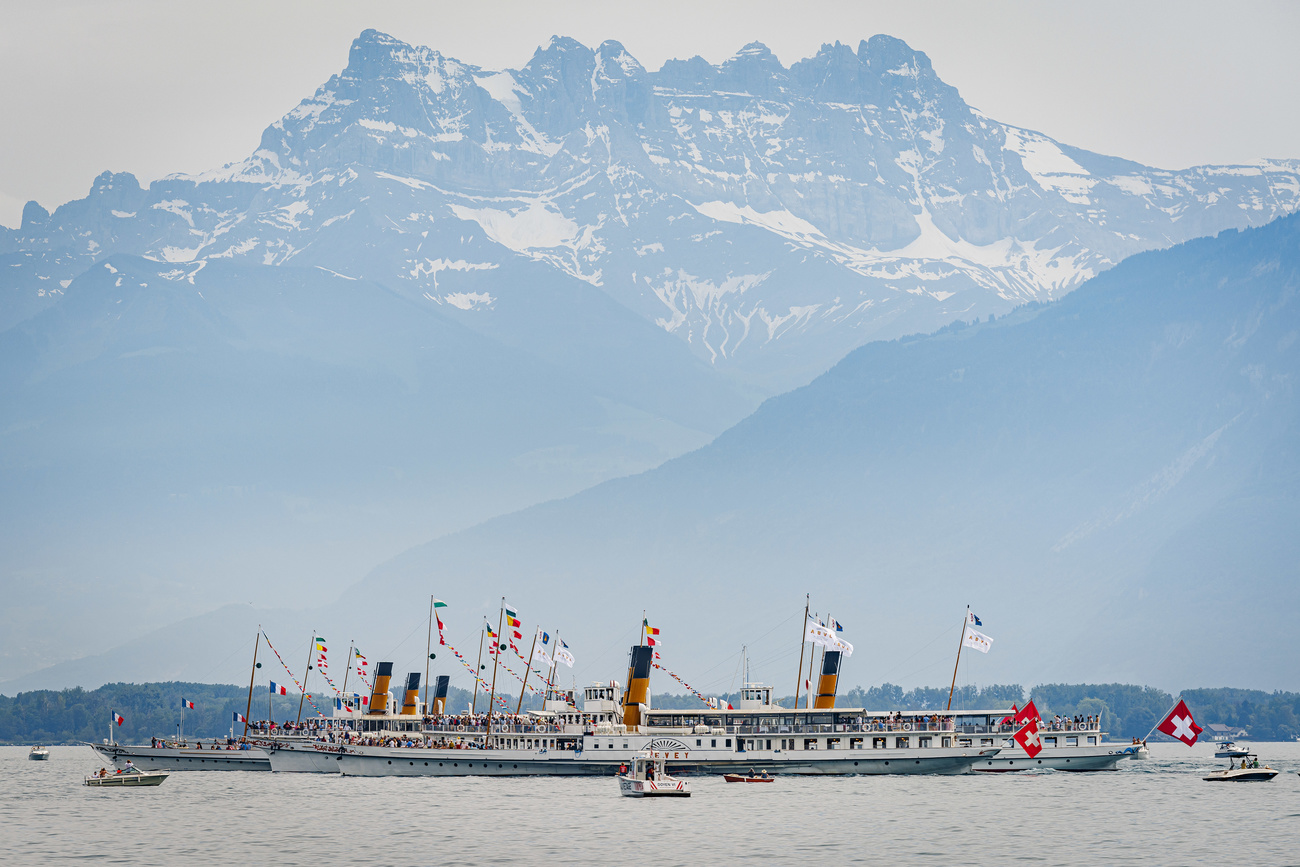 Steam boats from the Compagnie Generale de Navigation sur le Lac Leman (CGN) on their annual parade.