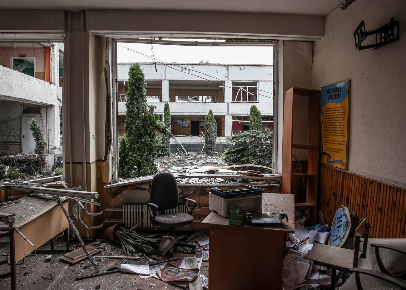 edificio distrutto visto dall interno