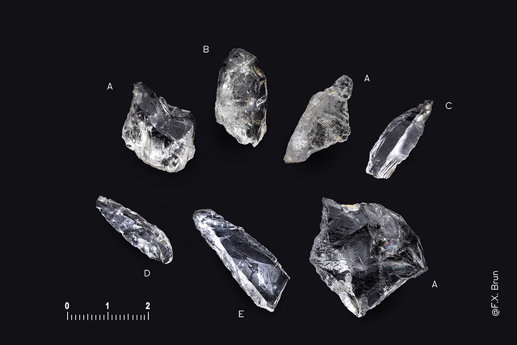 Simple tools made of rock crystal