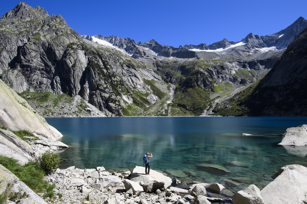 Il lagheto Gelmer sul passo del Grimsel.