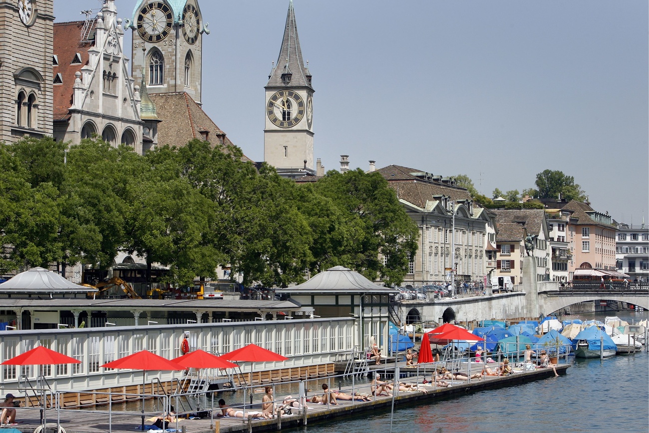 Die Frauenbadi in Zürich