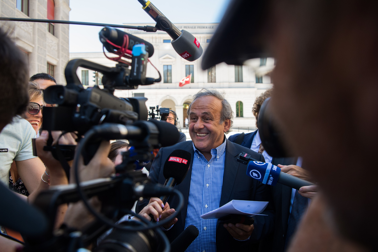 Platini felice dopo la sentenza.