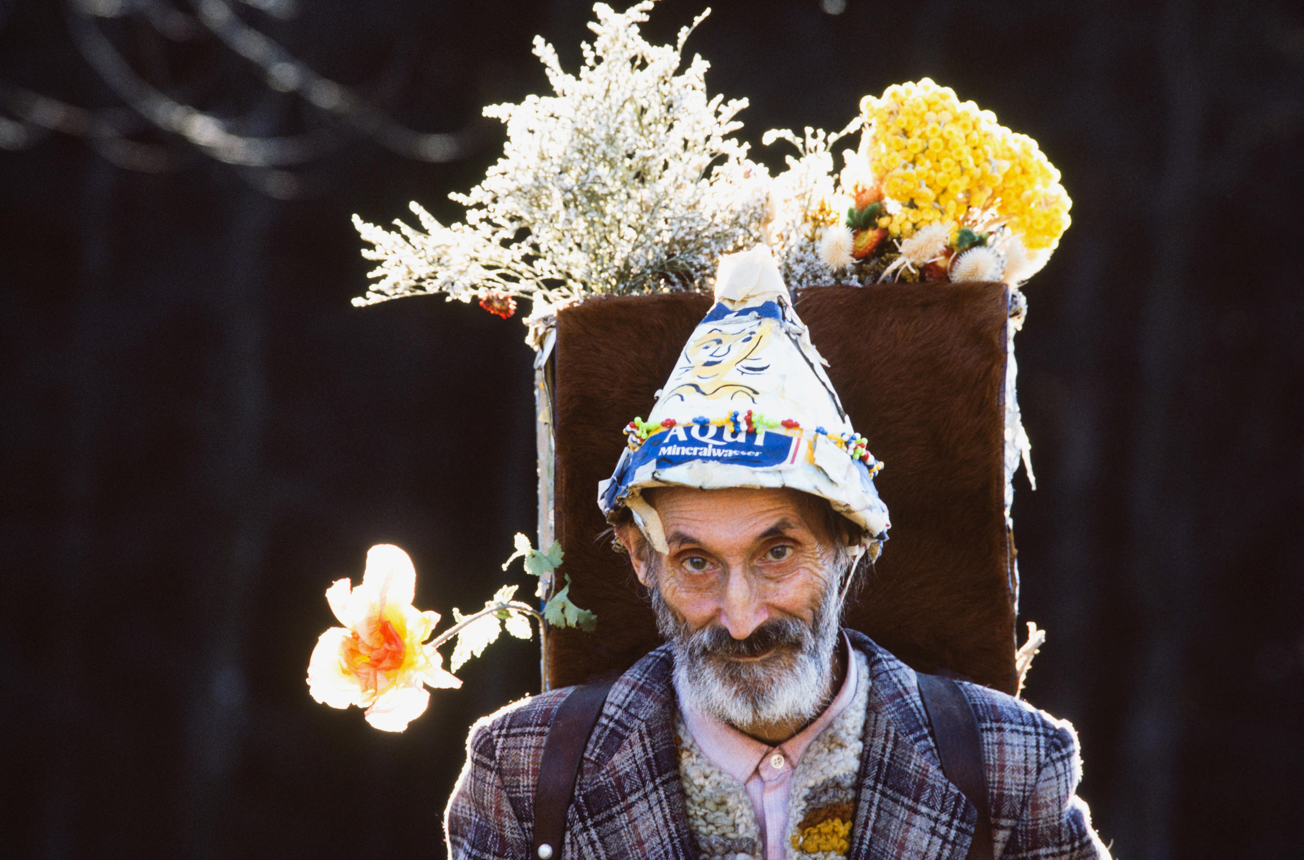 uomo con cappello