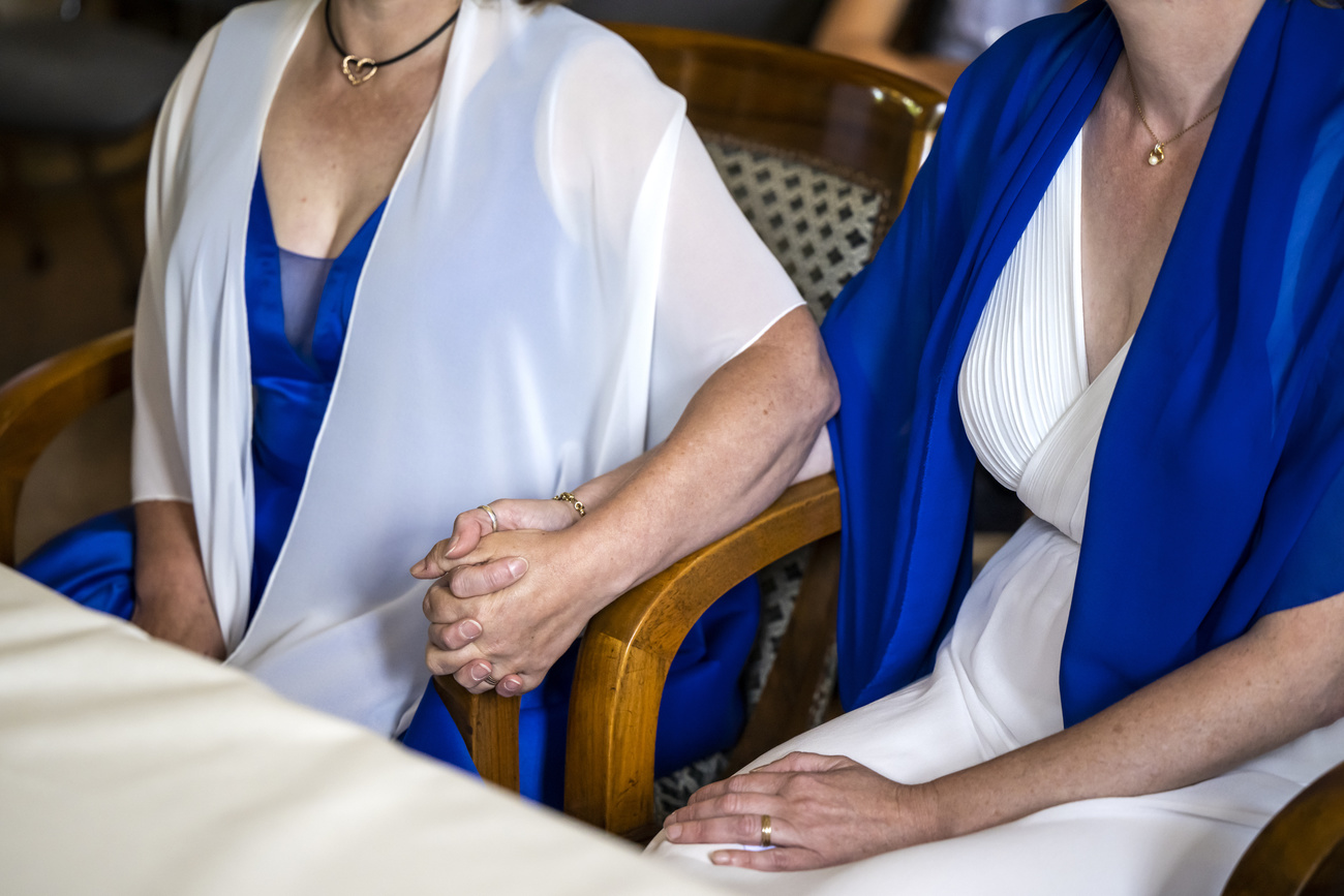 mariage de deux femmes