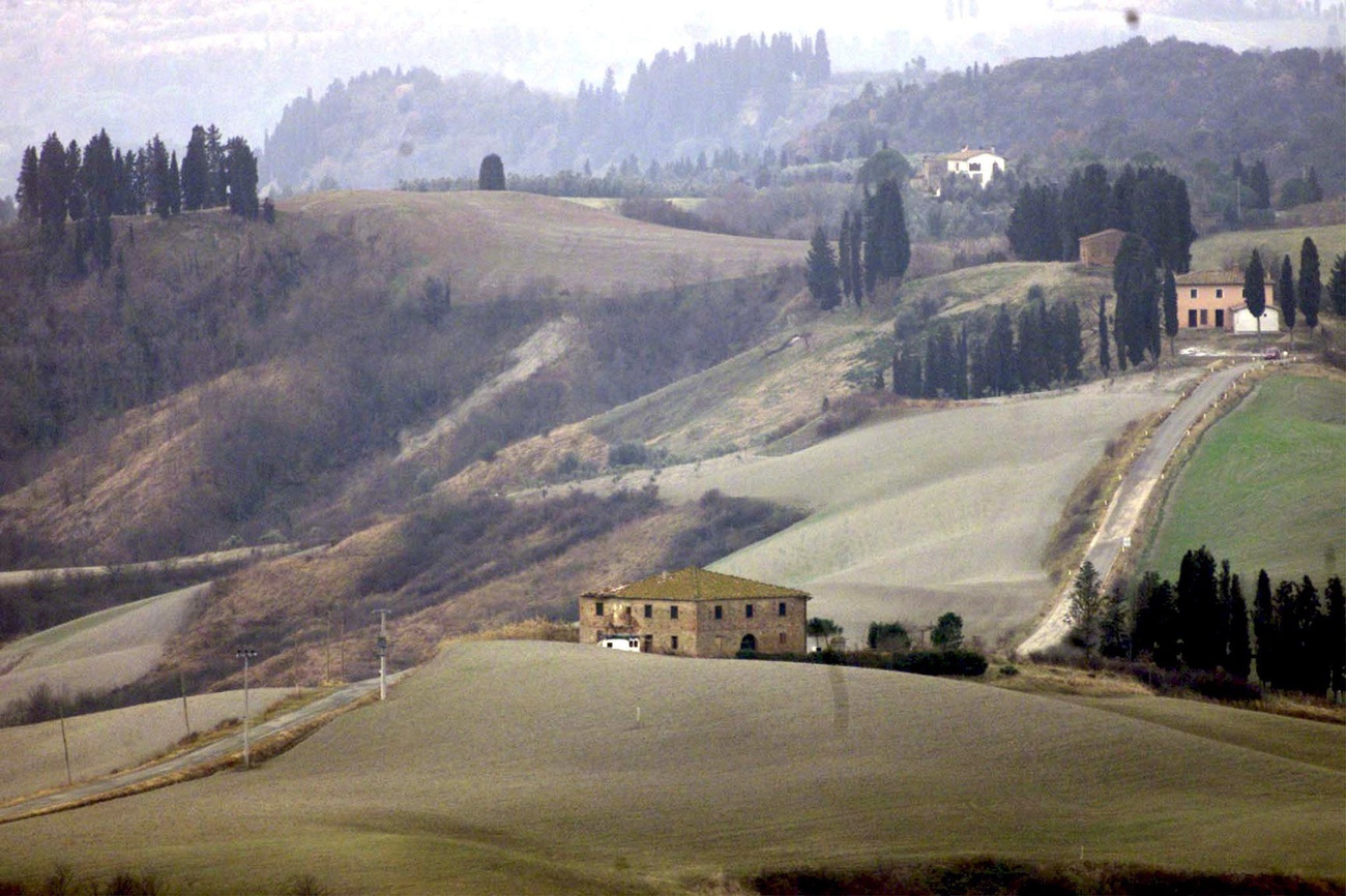 rolling tuscan hills