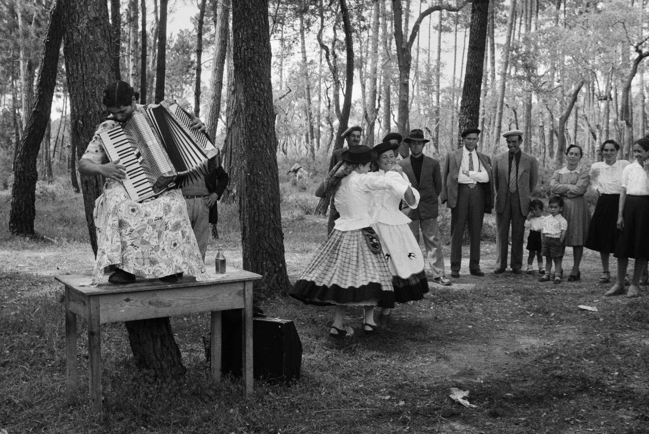 週日舞會，納扎雷，葡萄牙，攝於1954年