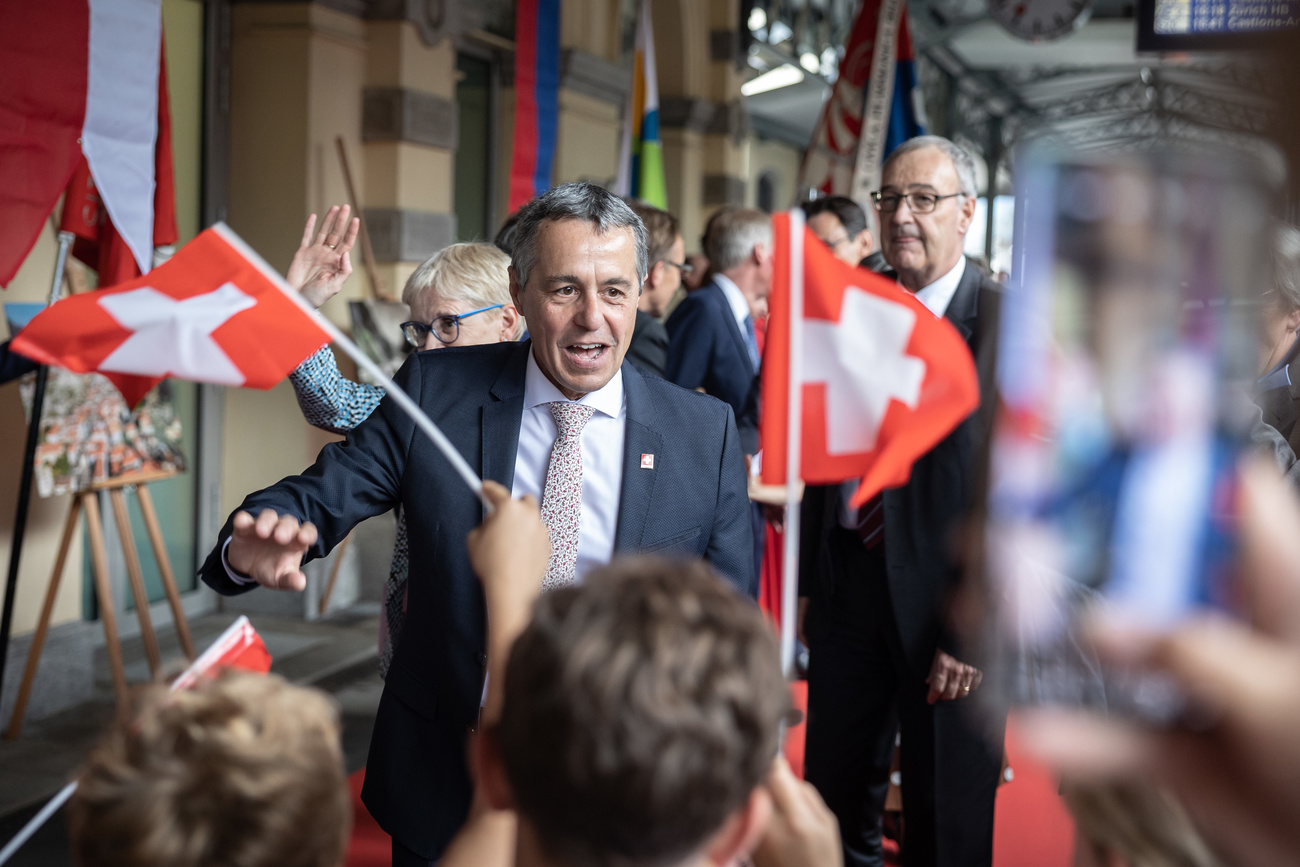 Il presidente della Confederazione accolto a Bellinzona.