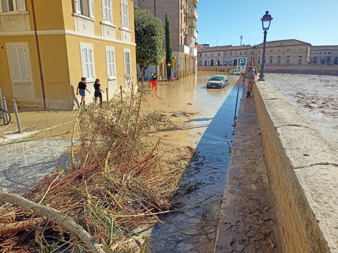 strada allagata