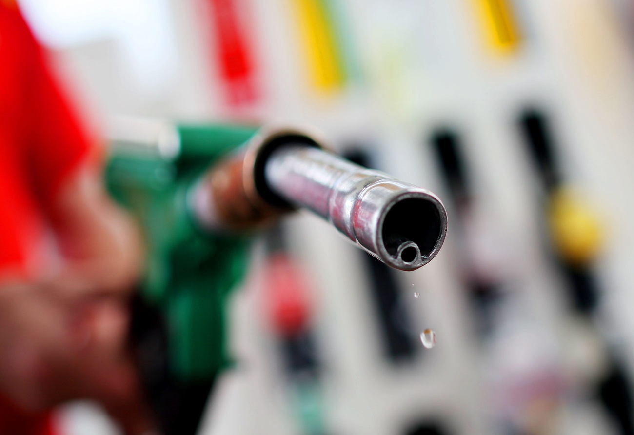 Petrol pump