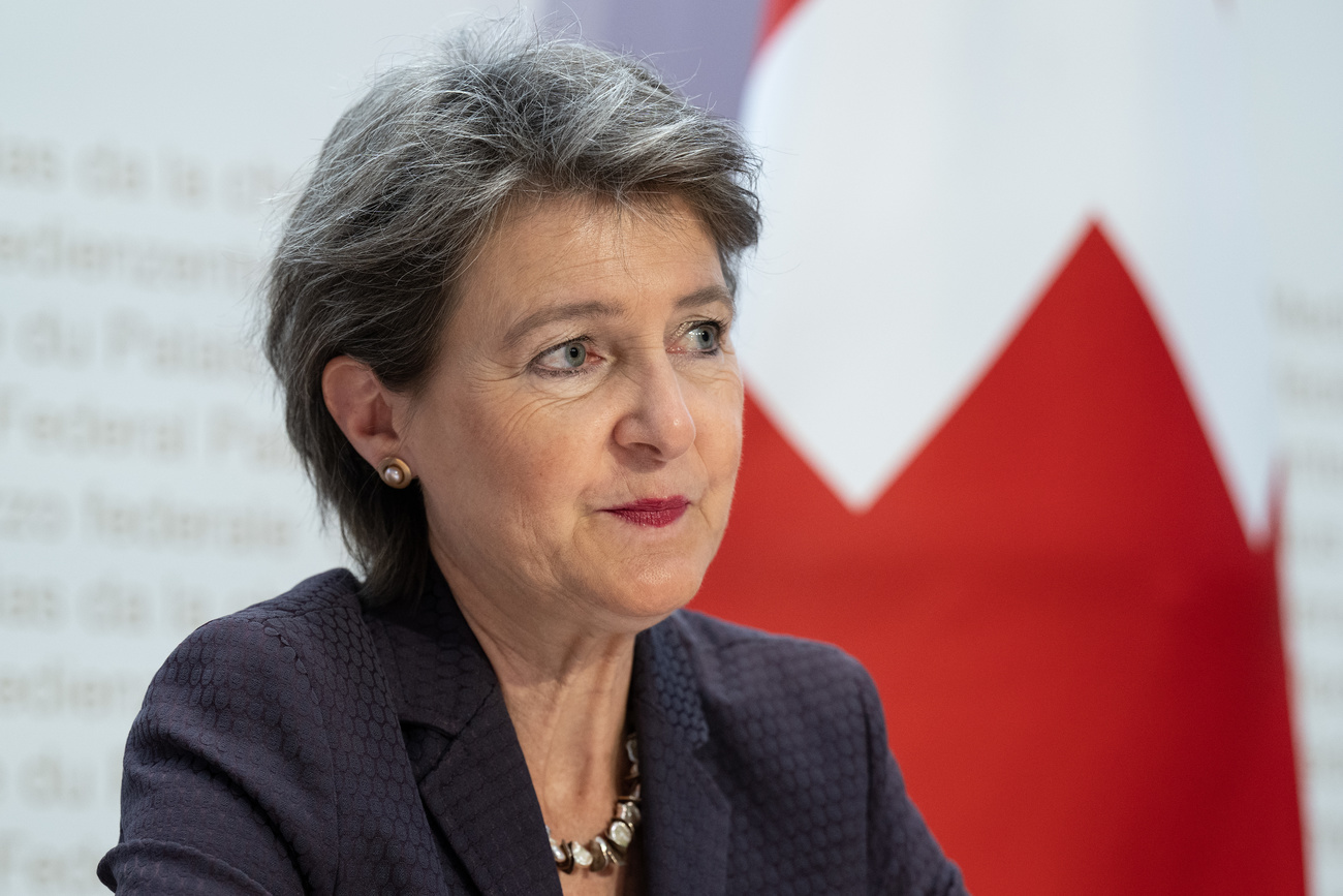 Energy Minister Simonetta Sommaruga presents Switzerland s winter power reserve plans.