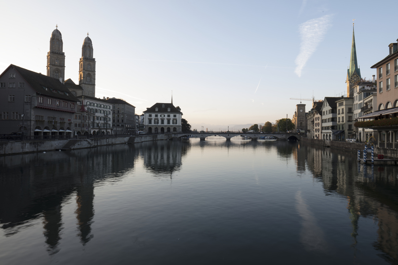 Vista della città vecchia di Zurigo