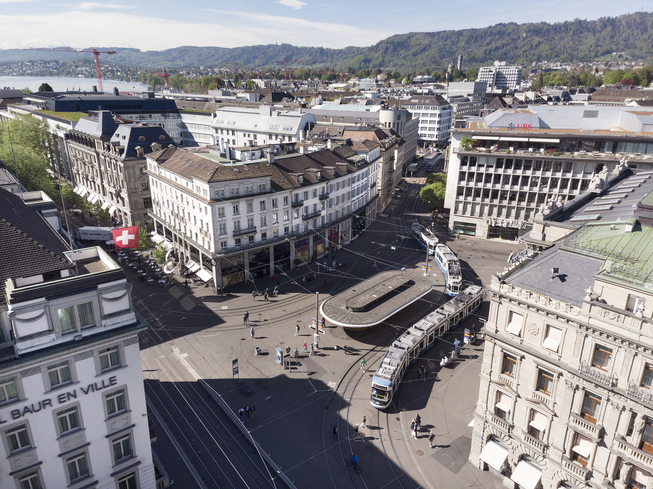 vue aérienne de la Paradeplatz à Zurich