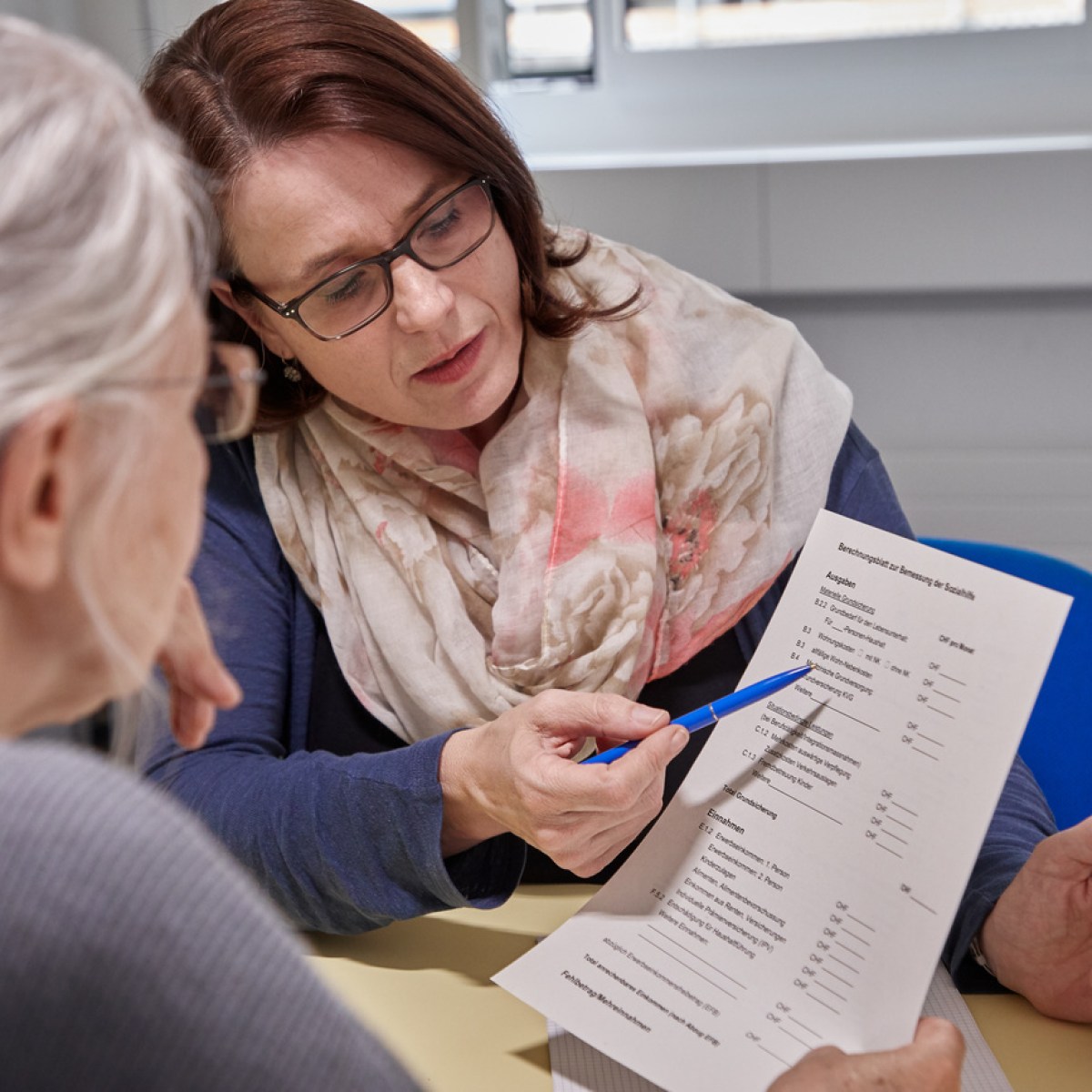 瑞士新的女性退休年龄将于2025年正式生效- SWI swissinfo.ch