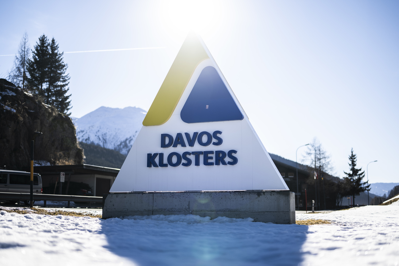 Davos Klosters logo