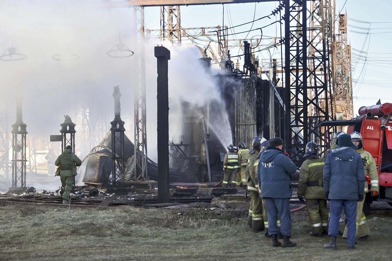 12月的頓涅茨克：俄羅斯的一次攻擊摧毀了烏克蘭的變電所。