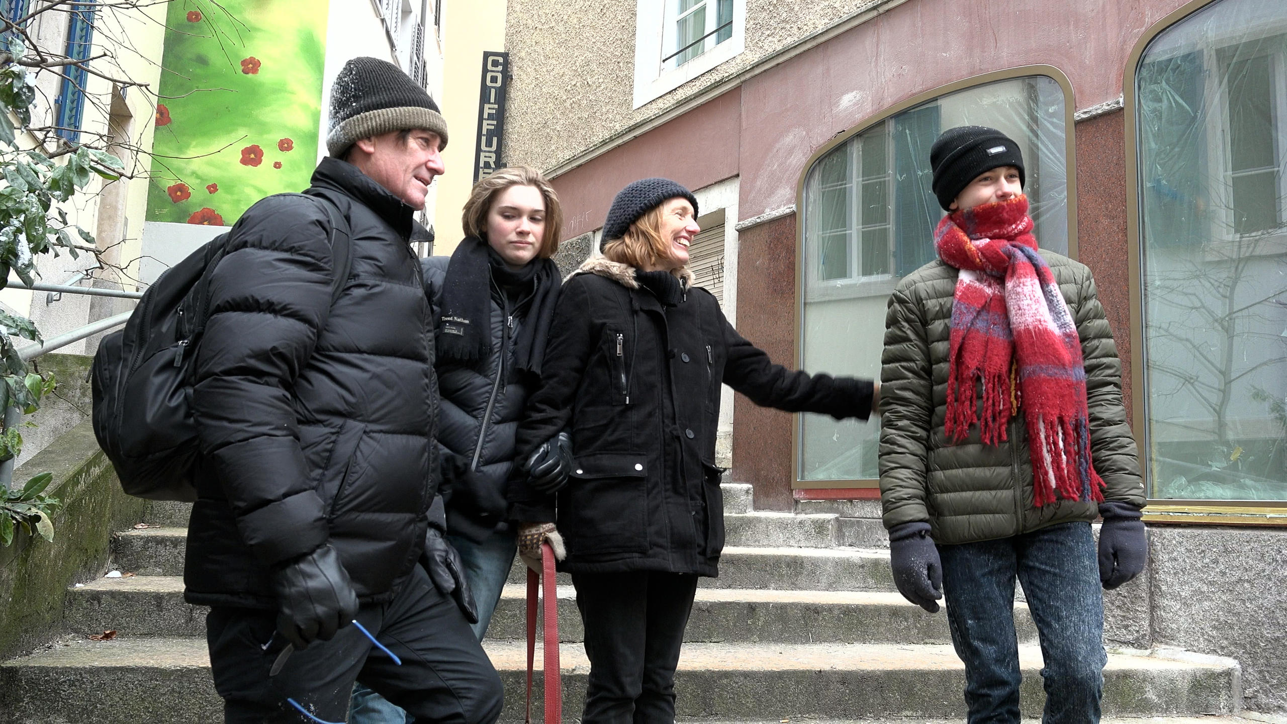 كايت برفقة أسرتها