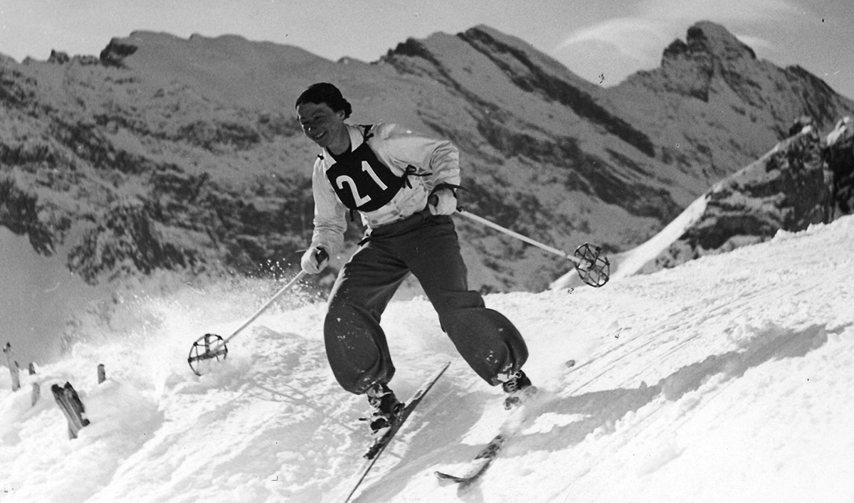Femme en train de skier